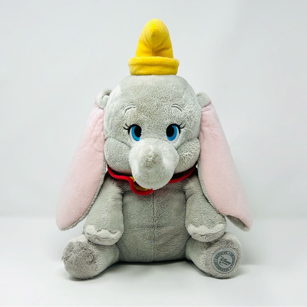 Disney Store Authentic Dumbo - Picture 4 of 11